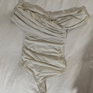 Abercrombie Elegant Off-Shoulder Ruched Bodysuit
